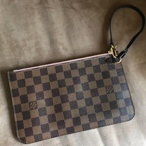 Authentic Louis Vuitton Neverfull Pouch only